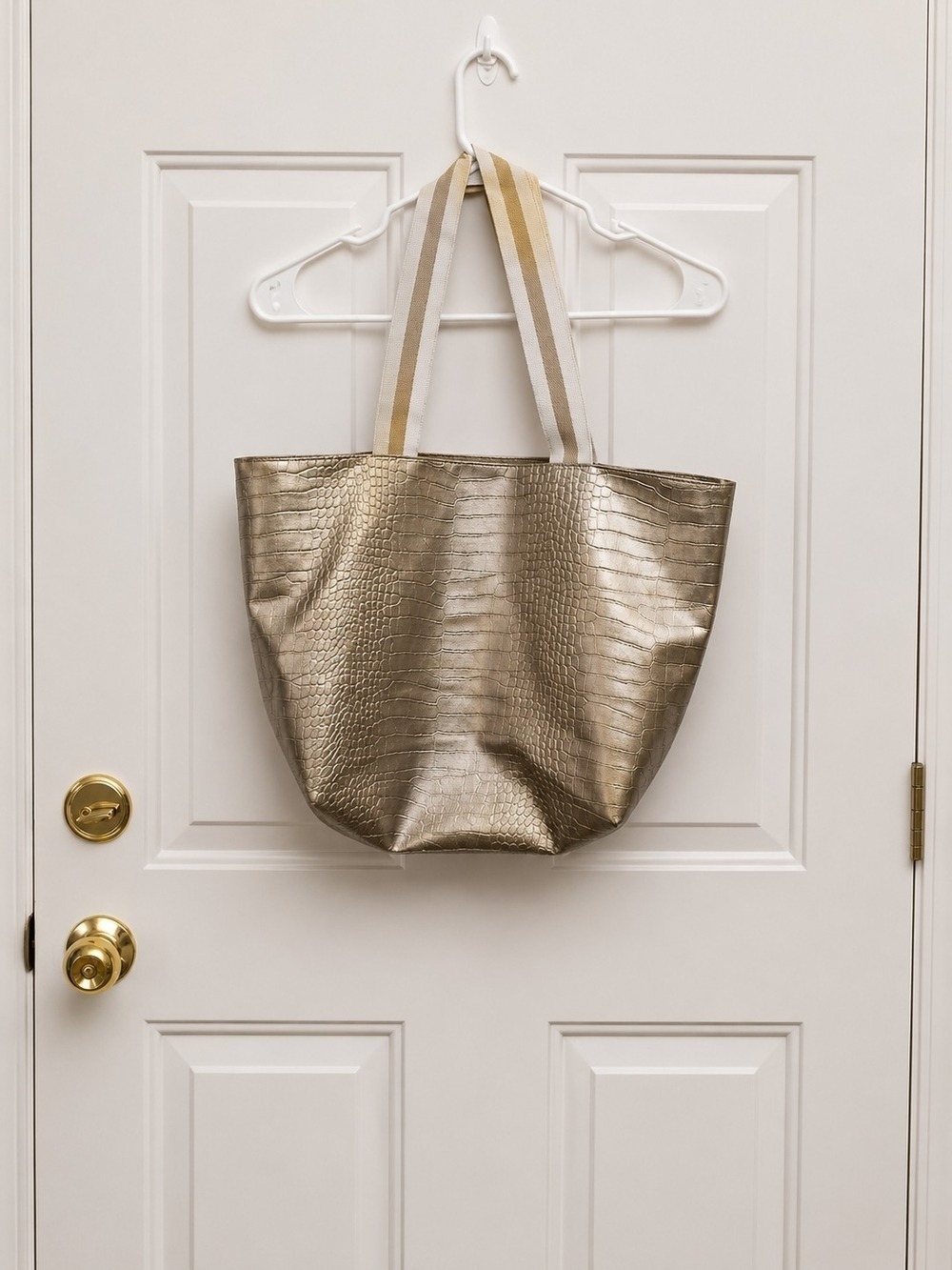 Saks Fifth Avenue Black Label Gold Croc Embossed Tote Striped Handles - Picture 3 of 7
